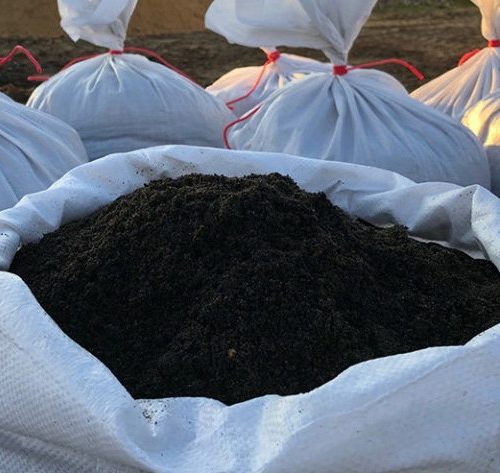 Murumuld (must muld kompostiga ja liivaga