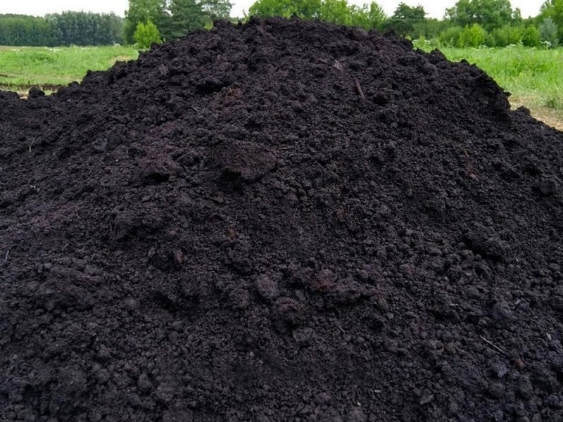 Haljastusmuld/Sõelutudmuld